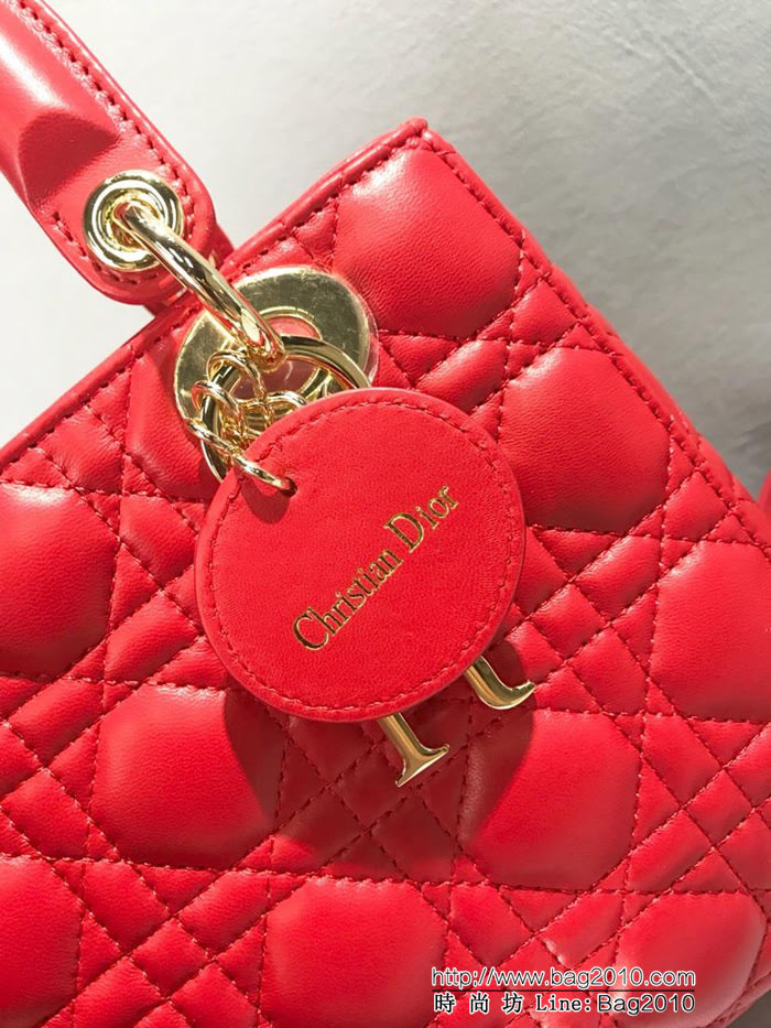 DIOR迪奧 頂級原單 Dior 徽章系列 四格戴妃包 手提斜挎包  zdo1266